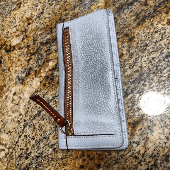 Dooney Bourke Light Blue Leather Wallet with Zipper - Picture 9 of 9